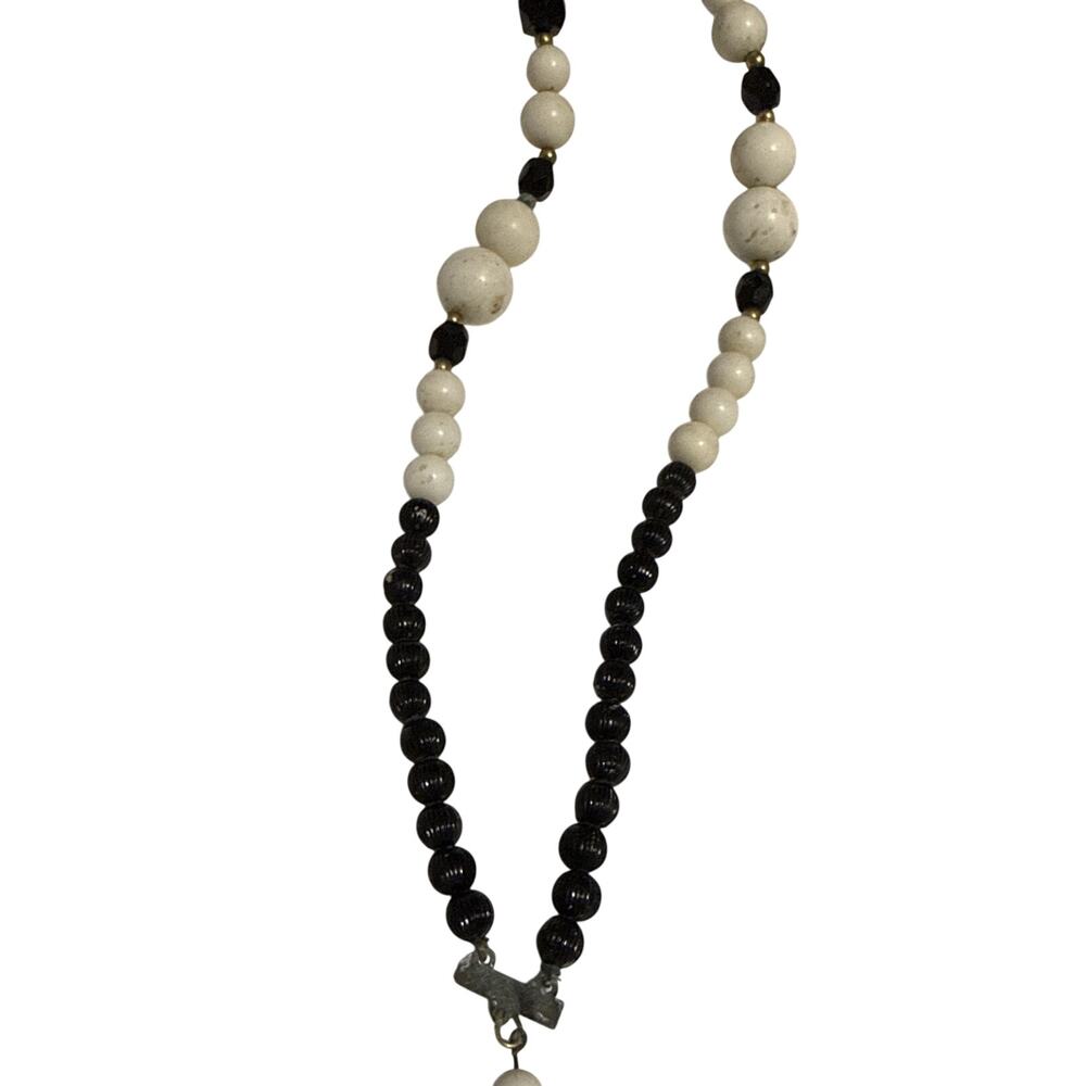 Vintage Black & White Glass Bead Ball Ladies Long Necklace 24"
